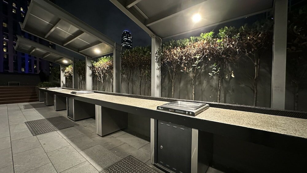 Фото Crown Front