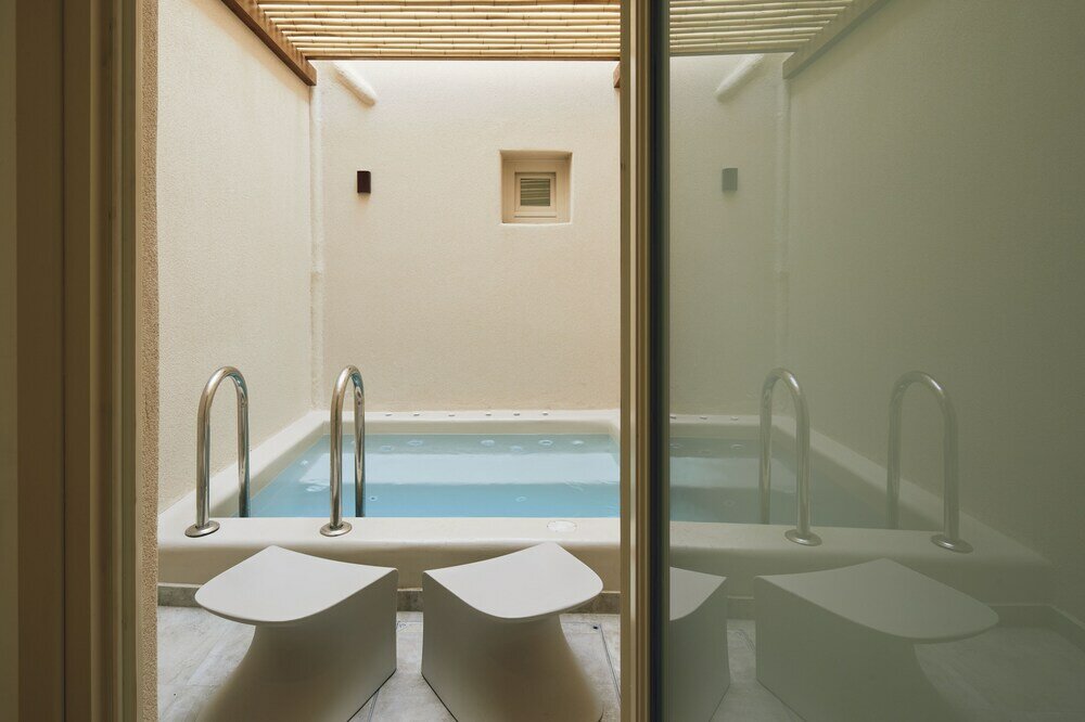 Фото Apricus Suites