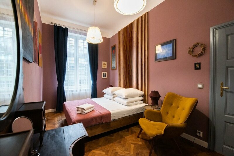 Гостиница Opera Apartments в Кракове