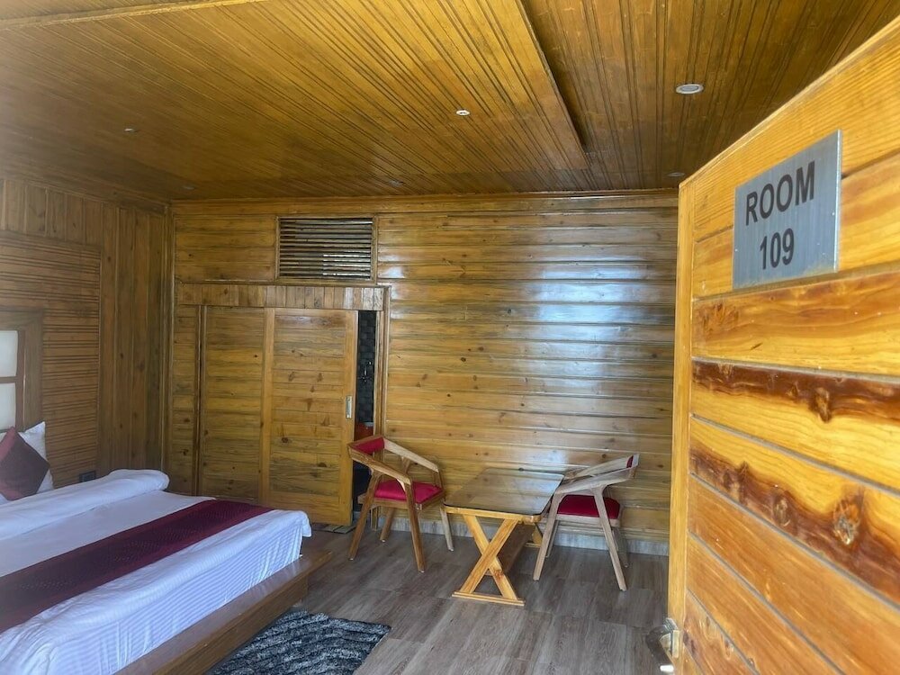 Фото The Royals Apricot Garden