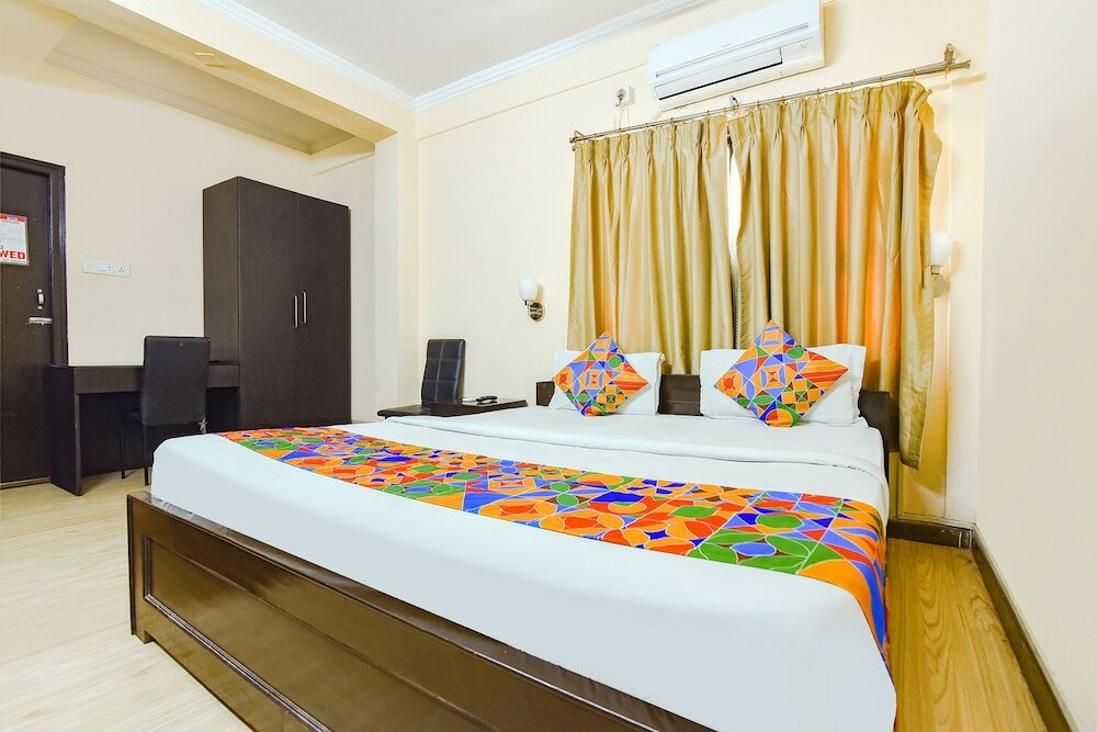 Фото Fabhotel Dovers Inn