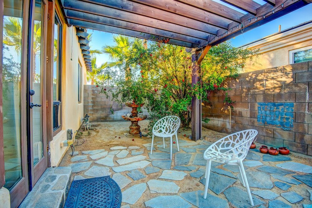 Фото Luxurious Villa Living in Indio w Pool/Spa