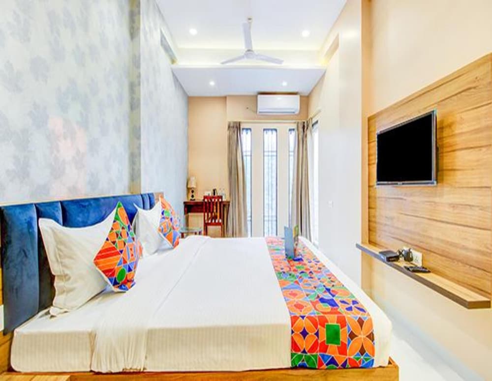 Фото FabHotel 7th Crossing