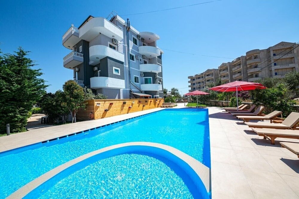 Фото Hotel Villa Qendra