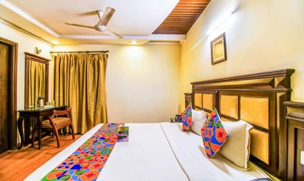 Фото Fabhotel South View