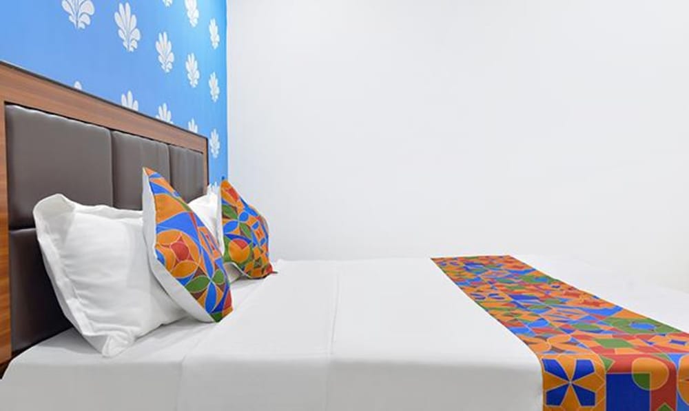 Фото Fabhotel Green Park