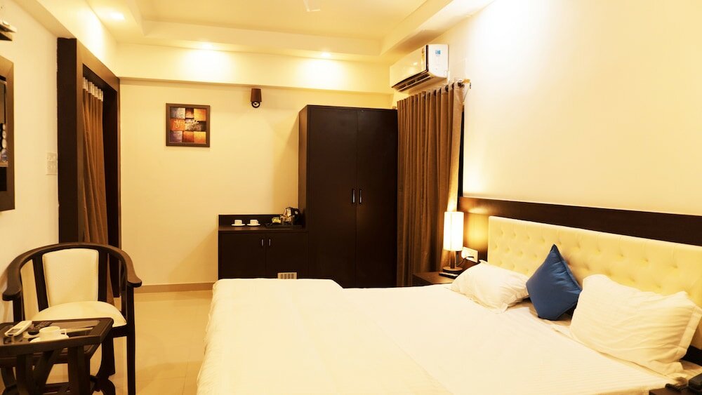 Фото Hotel Max Inn