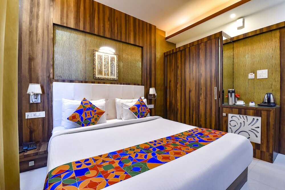 Фото Fabhotel Prime Royal Park