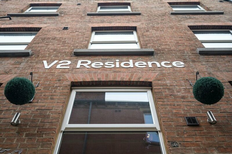 Гостиница V2 Residence в Лидсе