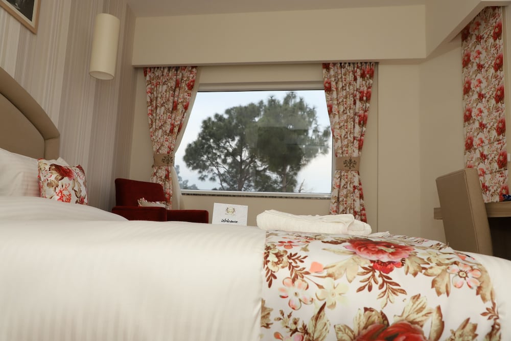 Фото Hotel Mayvilas