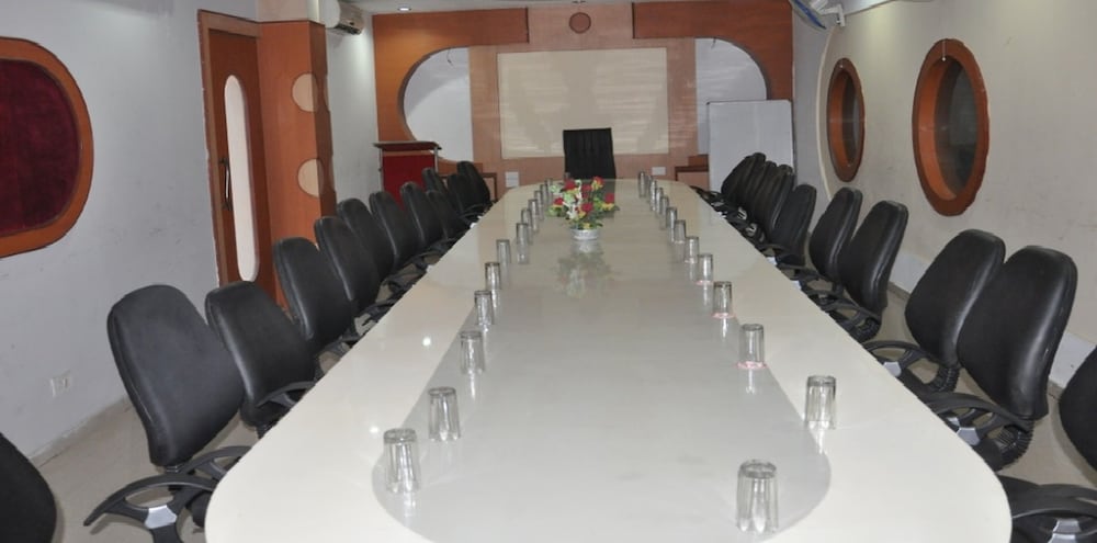 Фото Hotel Mahabir Galaxy