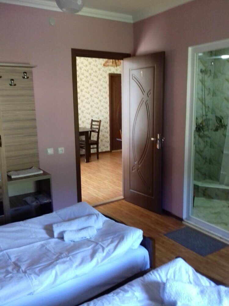 Фото Mestia Residence