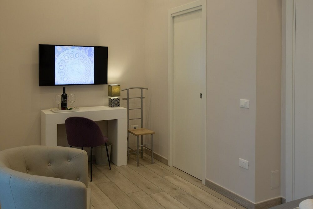 Фото Royal Gardens B&b Caserta