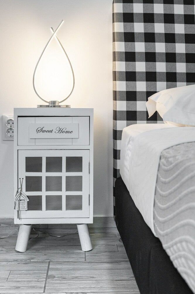 Фото Comfort Stay Airport Studios - Free shuttle from the Athens Airport