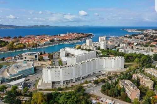 Гостиница Sky & Sun Luxury Rooms в Задаре
