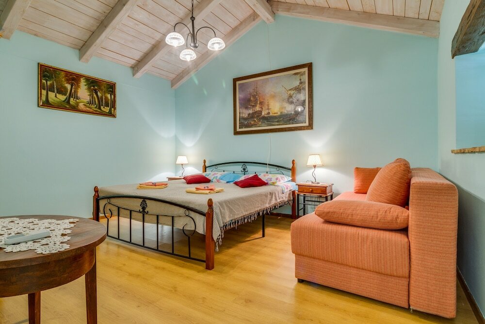 Фото Especially charm stone house with a pool