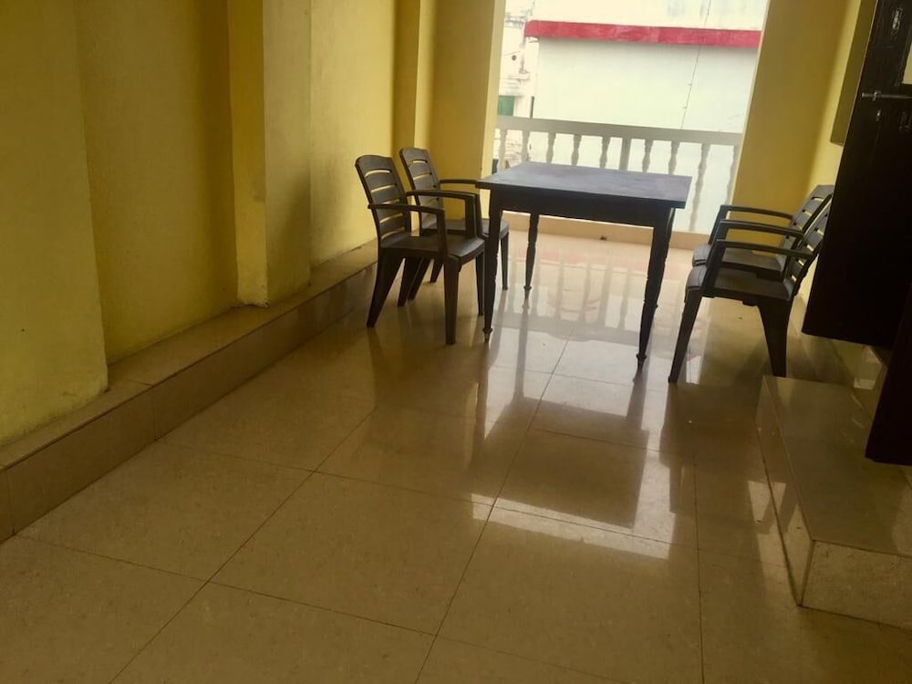 Фото Hotel Krusti Resort