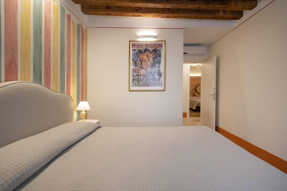 Фото Sant'Aponal Prestige