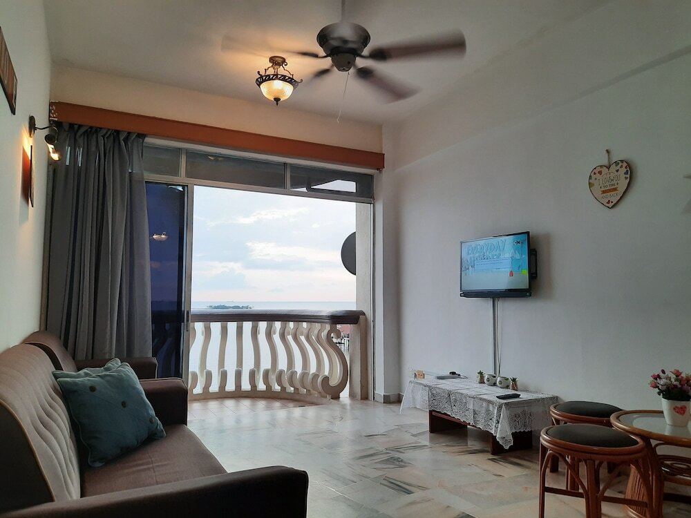 Фото Maison Seaview Suites Port Dickson