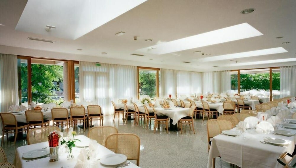 Фото Albergo Sorriso