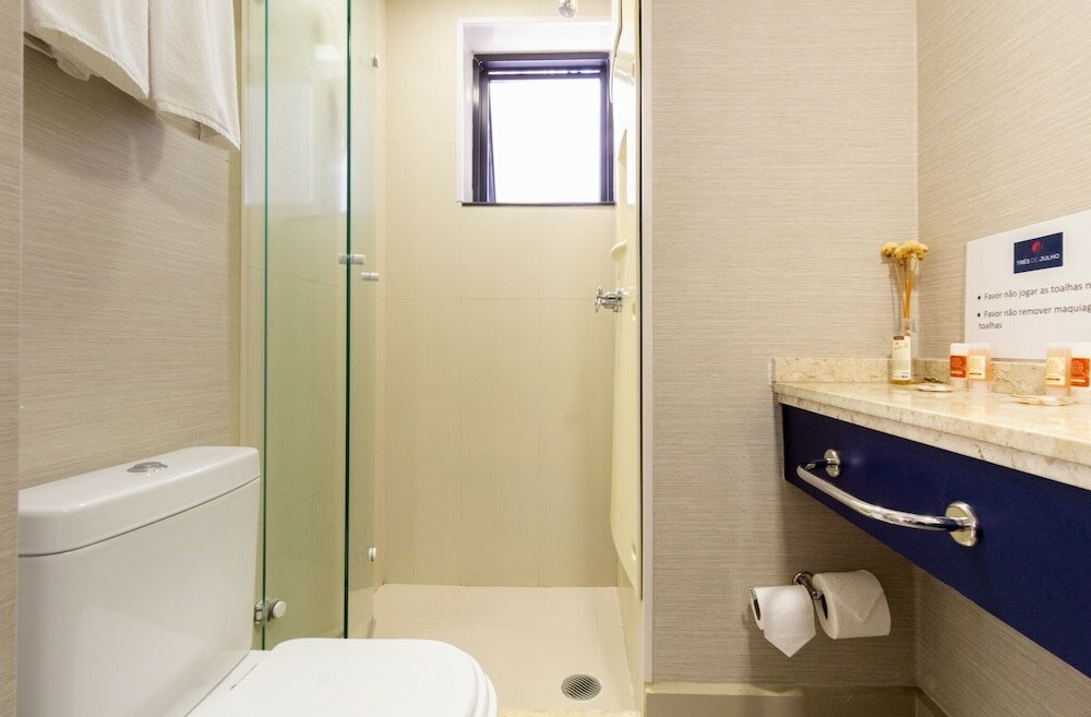 Фото Três de Julho Flats - Jardins