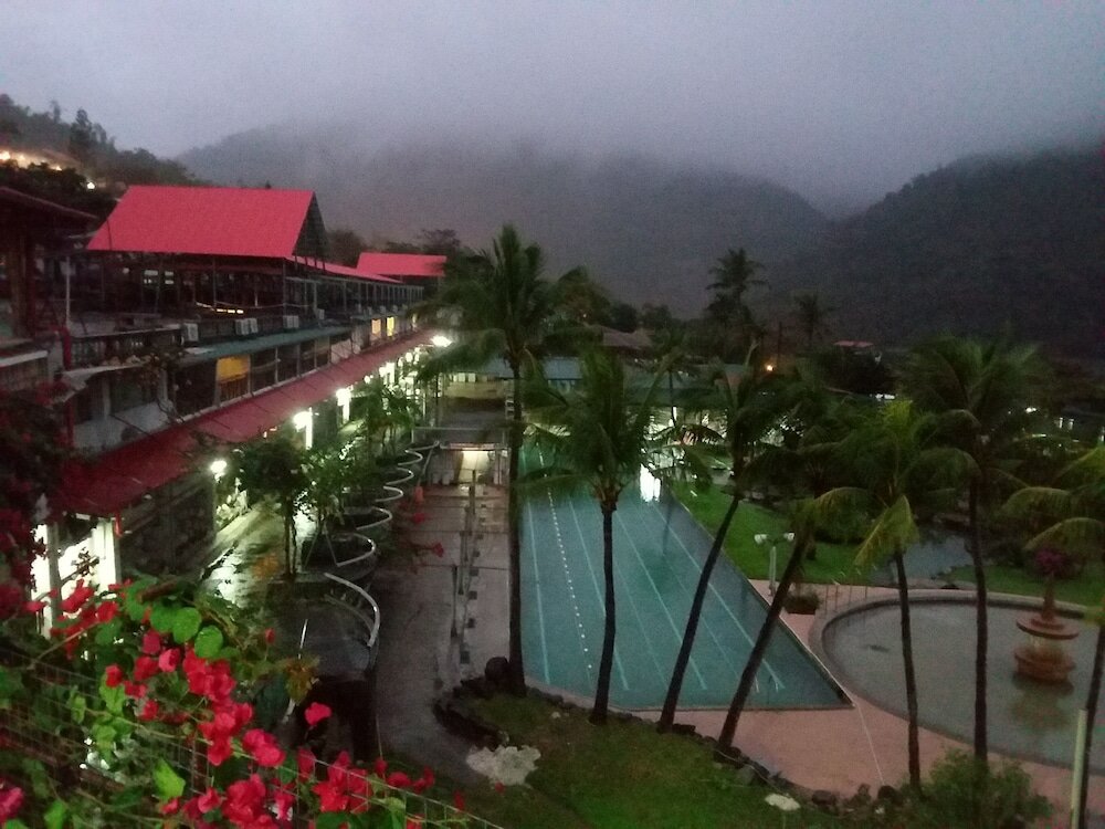 Фото Ayawan Hot Spring Resort