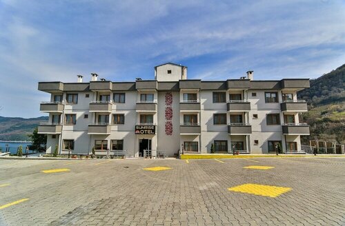 Гостиница Amasra Sunrise Otel в Бартыне