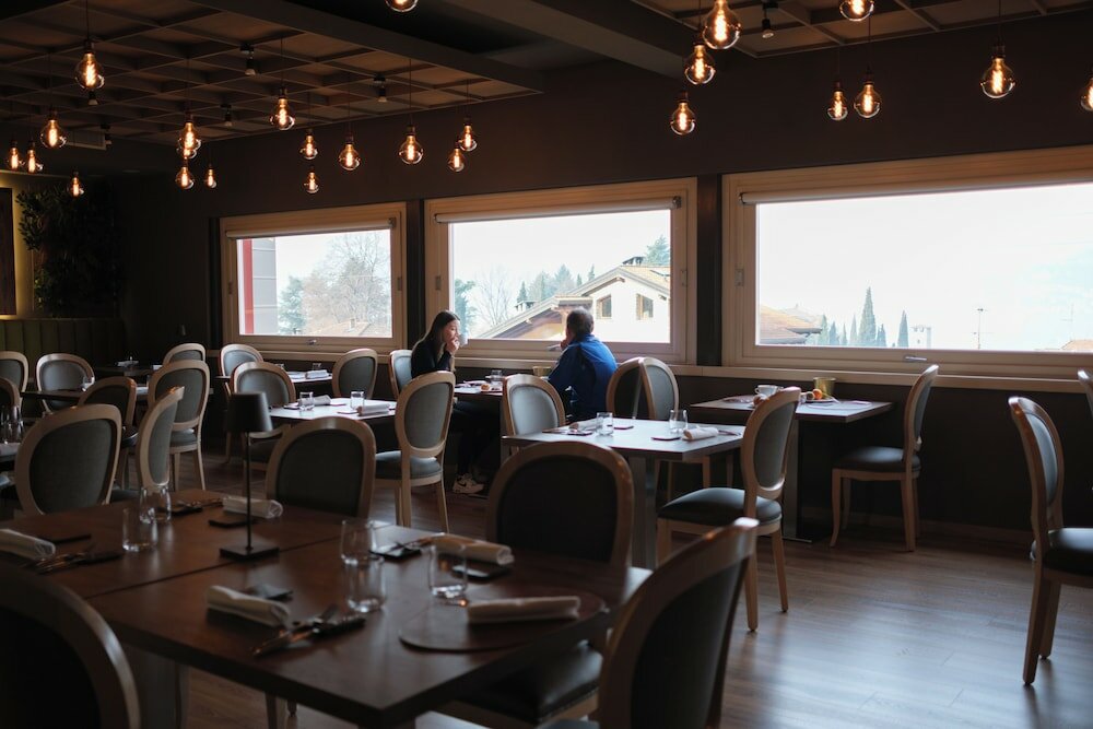 Фото Lake Hotel La Pieve