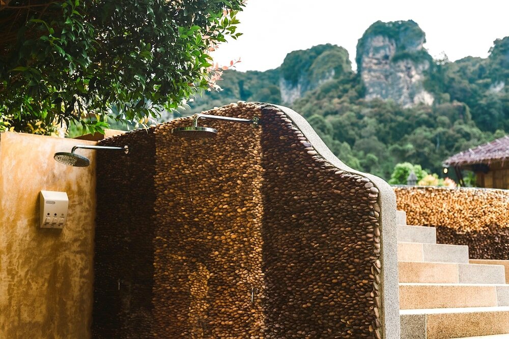 Фото Railay Phutawan Resort