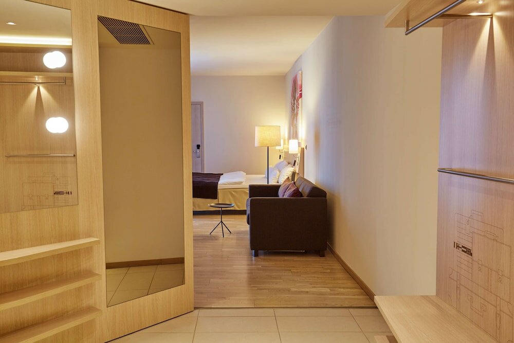 Фото Scandic Hamburg Emporio