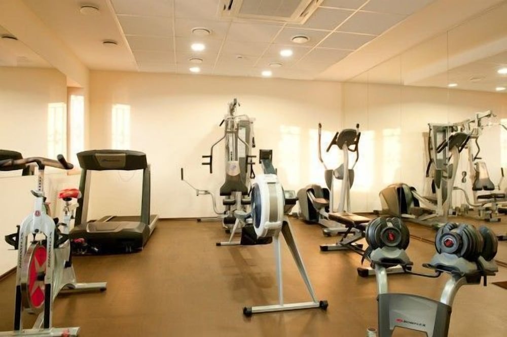 Фото Hotel Karpatsky Dvor