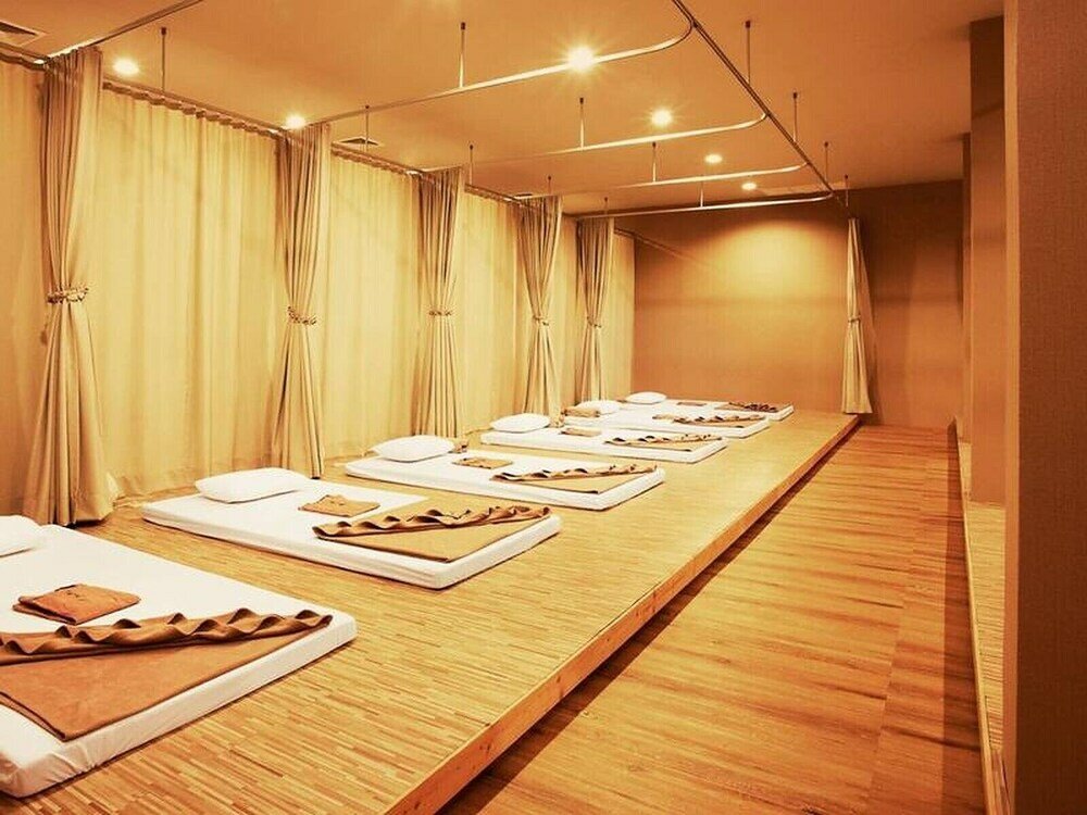 Фото Brand New Luxury 1 Br Near 2mrt 2bts 3 Shopping