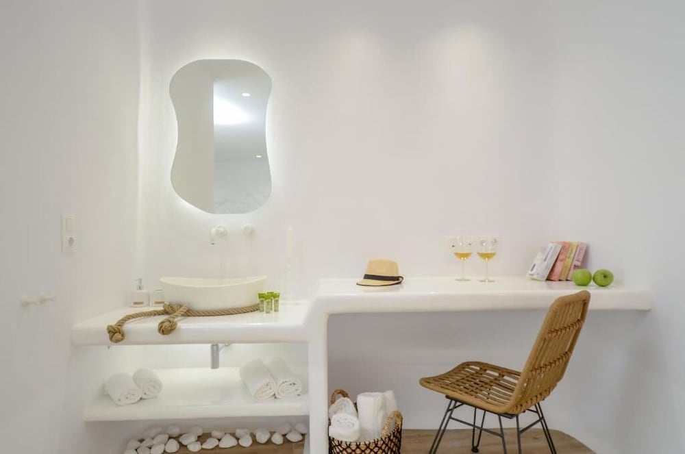 Фото Naxian Spirit Inn