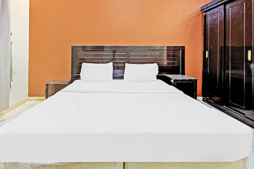 Фото Oyo 537 Dahtham Furnished Units