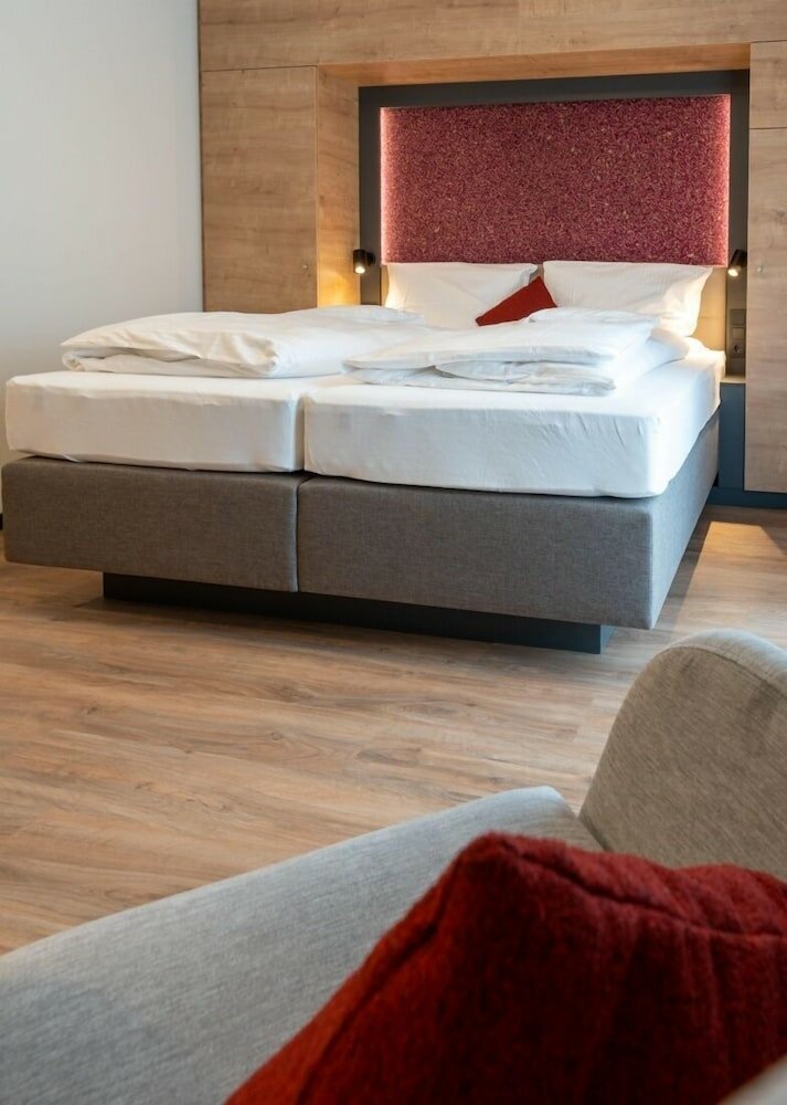 Фото Hotel Landgasthaus Ständenhof