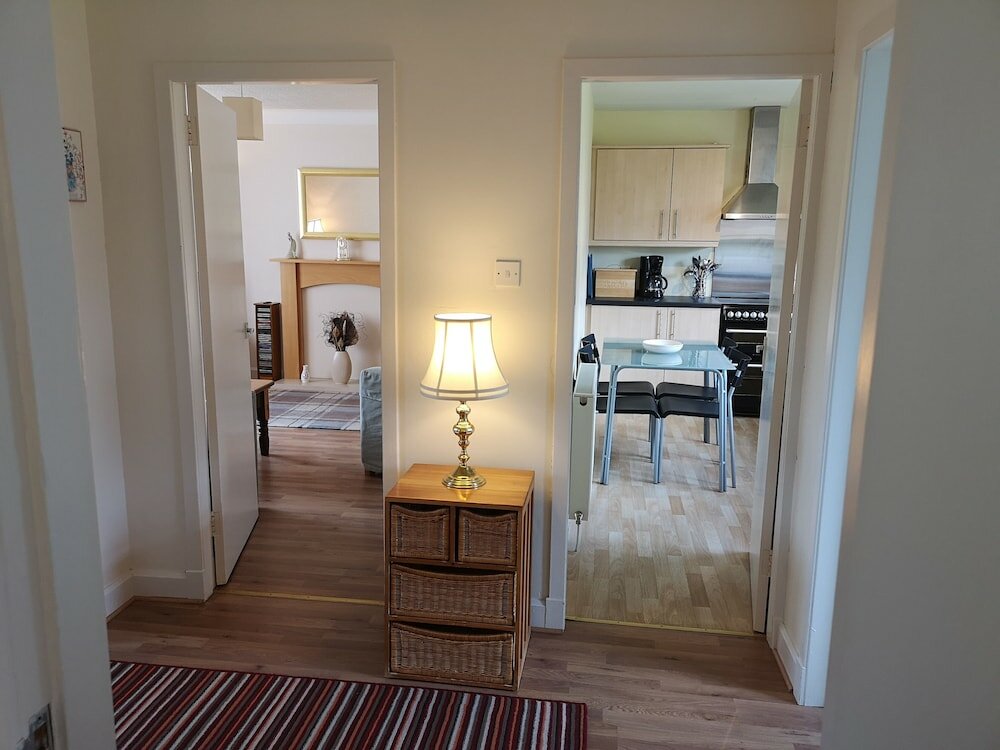 Фото Newholme Self-catering Bungalow