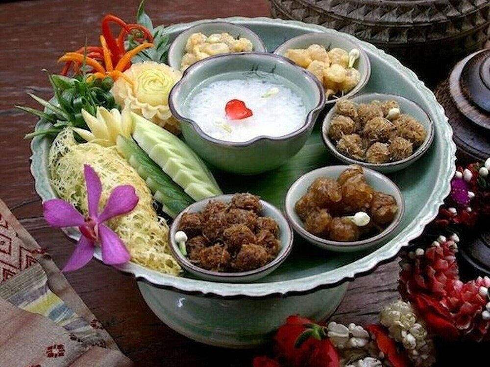 Фото Brand New Luxury 1 Br Near 2mrt 2bts 3 Shopping