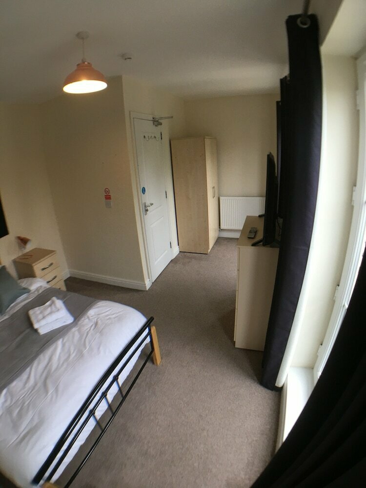 Hotel Blackberry House - Sleeps 6 with Parking and Netflix TV, Boston, photo