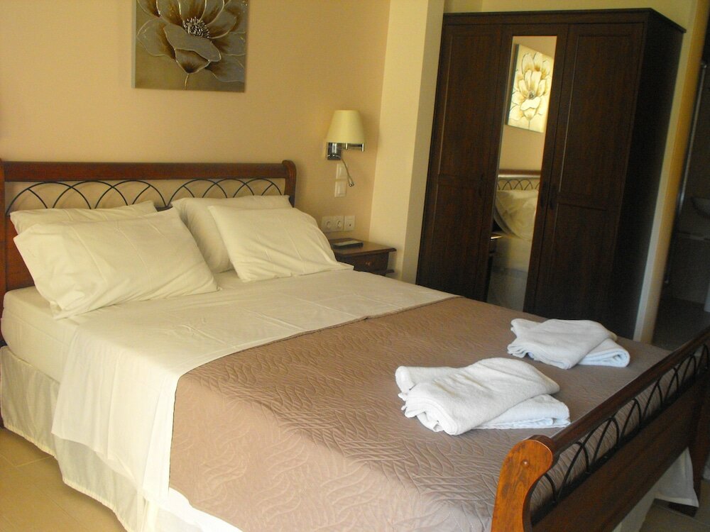 Фото Perros Hotel