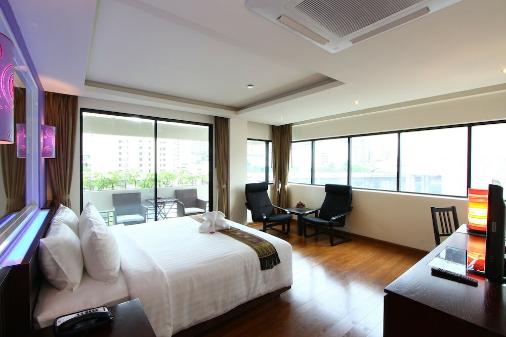 Фото Hotel Mermaid Bangkok