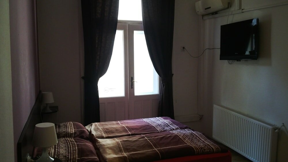 Фото Downtown Apartments