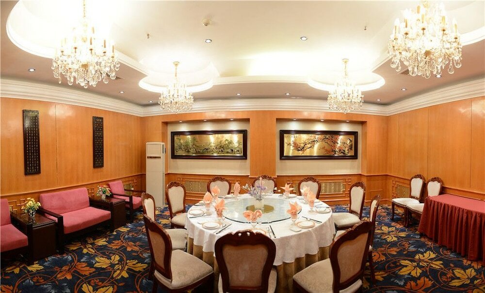 Фото Baishan Hotel