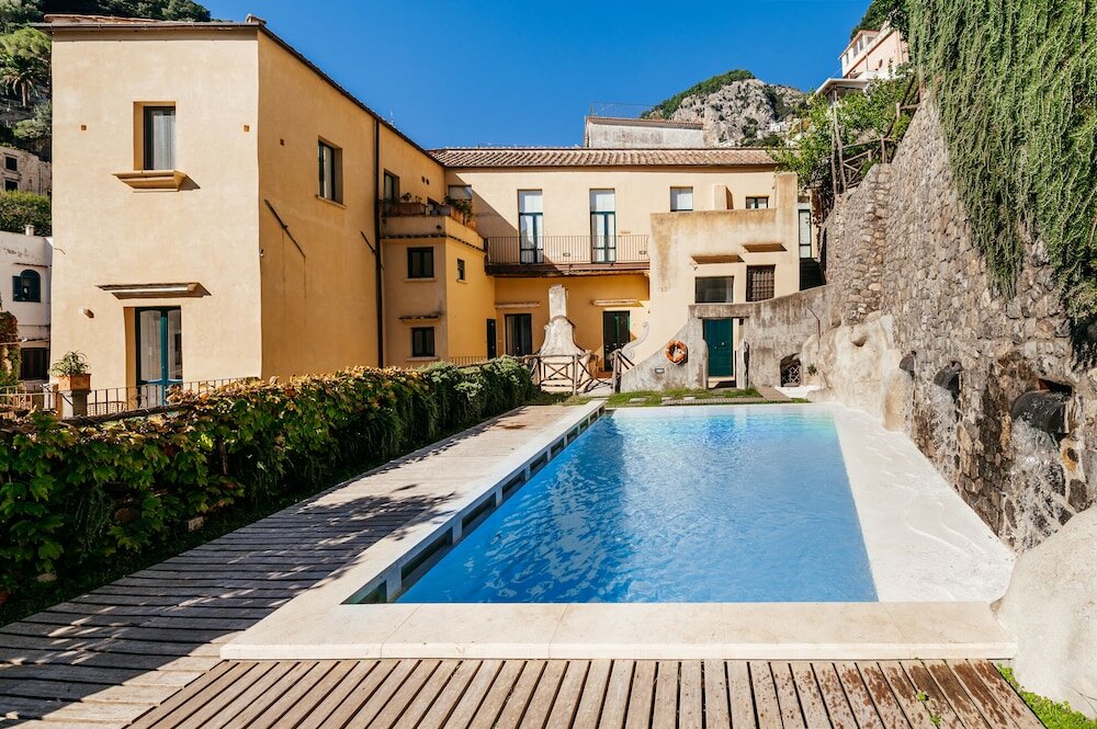 Фото Amalfi Resort