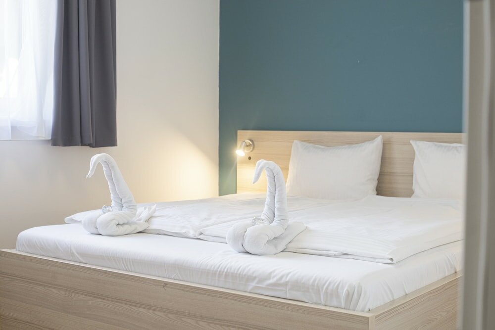 Фото Corvin Point Rooms and Apartments