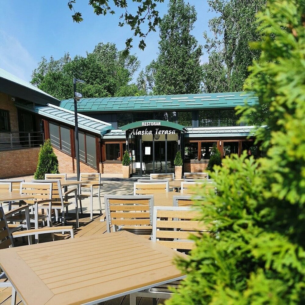 Фото Turisticko Naselje Ribarsko Ostrvo