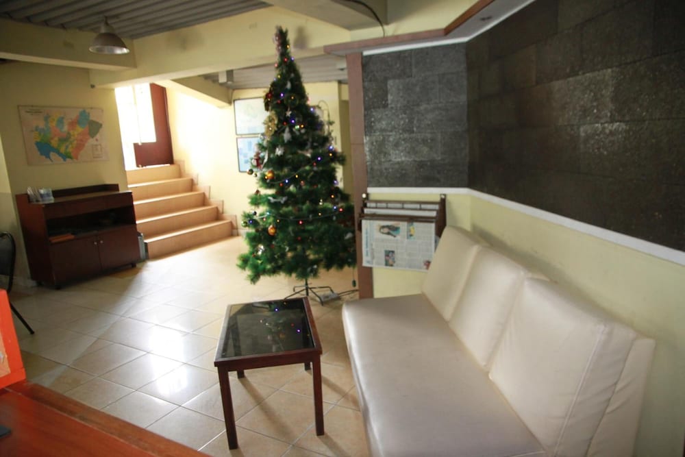 Фото Pandu Lakeside Hotel Parapat - Toba Lake