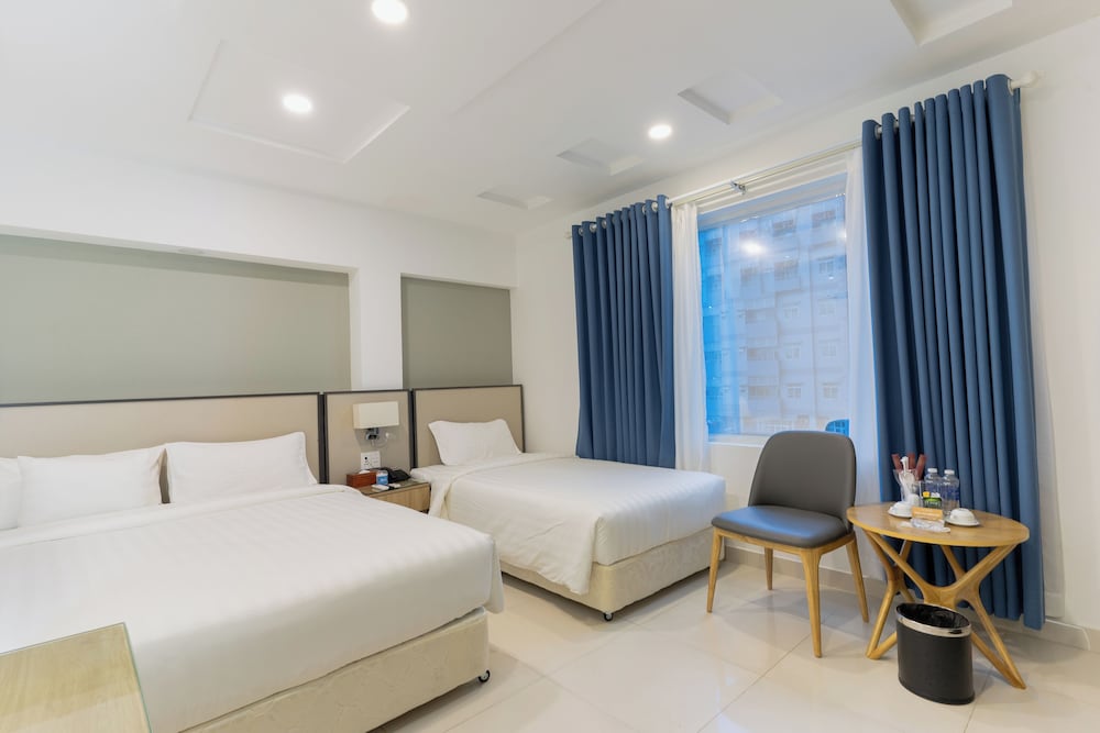 Фото A25 Hotel - 14 Luong Huu Khanh