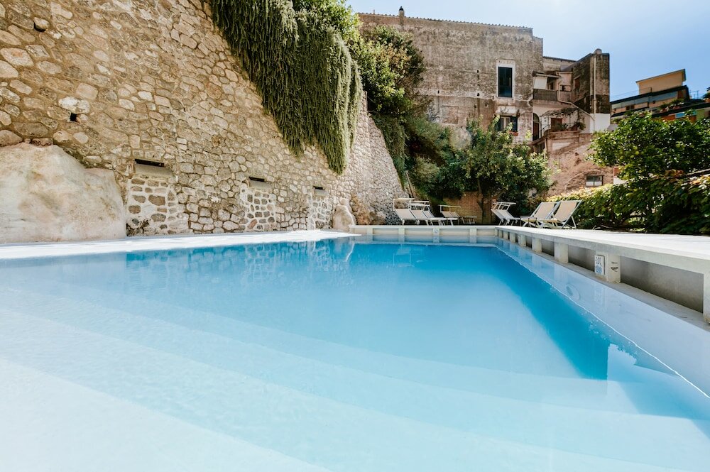 Фото Amalfi Resort