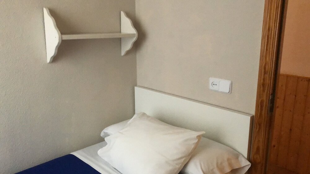 Фото Hostal Moscatel