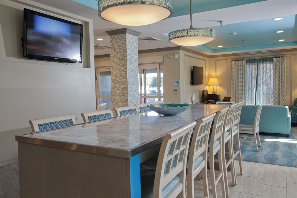 Фото Holiday Inn Express Hotel & Suites Brookhaven, an Ihg Hotel